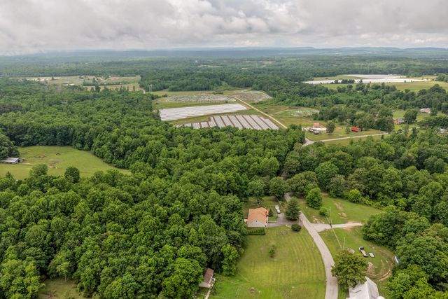 2595 Walkertown Rd, Dayton, TN 37321