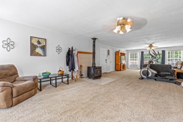 2595 Walkertown Rd, Dayton, TN 37321