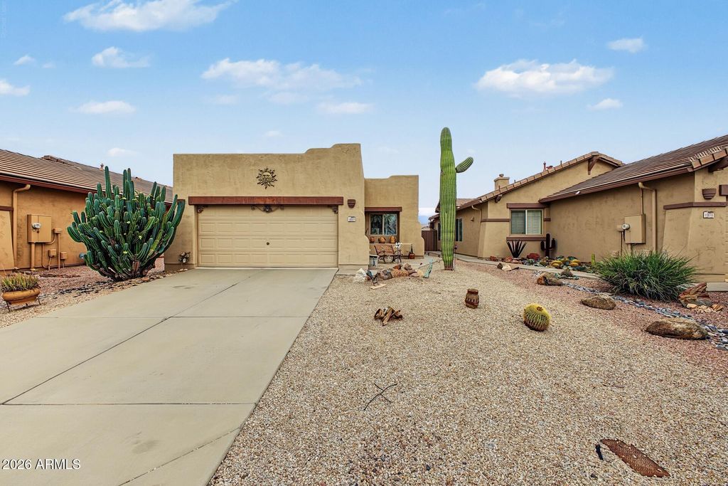 10604 E SECOND WATER Trail, Gold Canyon, AZ 85118 — photo 2