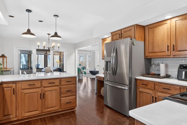 6432 E Canal Pointe Lane, Fort Wayne, IN 46804