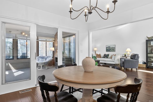 6432 E Canal Pointe Lane, Fort Wayne, IN 46804