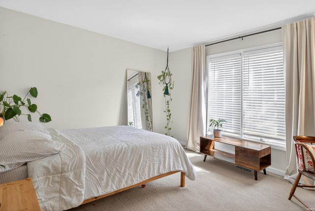 6432 E Canal Pointe Lane, Fort Wayne, IN 46804