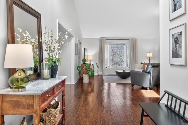 6432 E Canal Pointe Lane, Fort Wayne, IN 46804