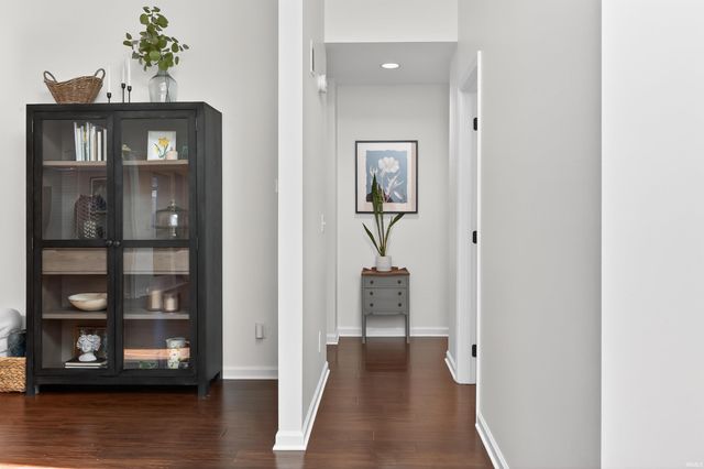 6432 E Canal Pointe Lane, Fort Wayne, IN 46804