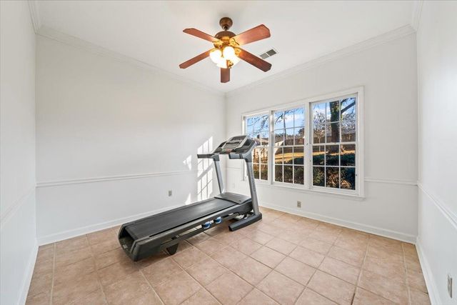 2174 KNOLL LN, Germantown, TN 38138