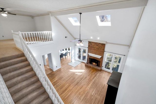 2174 KNOLL LN, Germantown, TN 38138