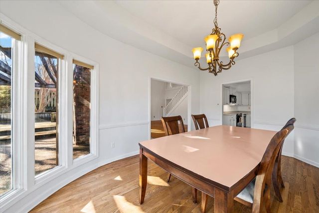 2174 KNOLL LN, Germantown, TN 38138