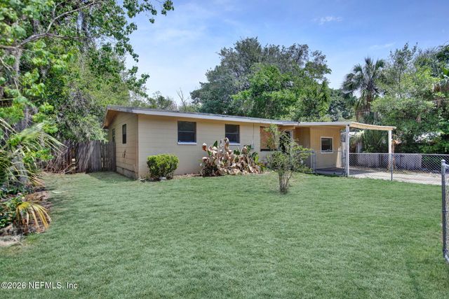 125 WOODSIDE Drive, Orange Park, FL 32073