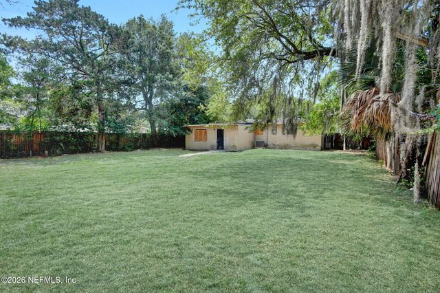 125 WOODSIDE Drive, Orange Park, FL 32073