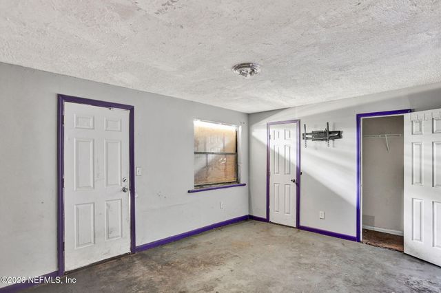 125 WOODSIDE Drive, Orange Park, FL 32073