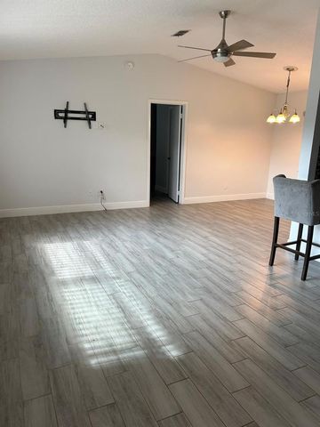 9739 POPLARWOOD COURT, Orlando, FL 32825