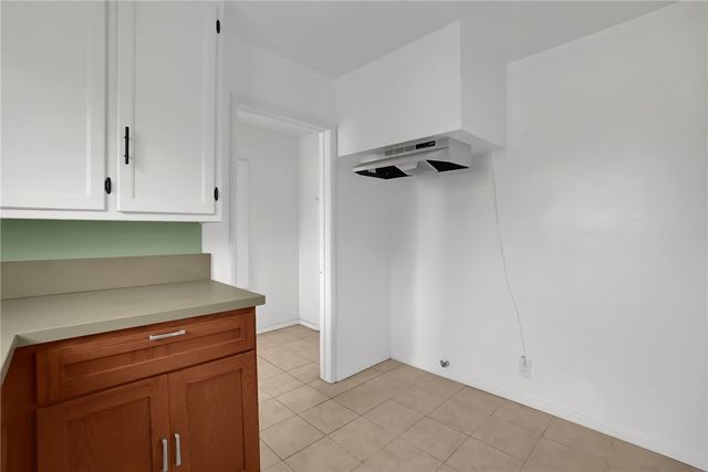 2035 W 102nd Street, Los Angeles, CA 90047