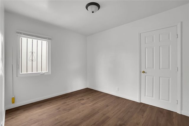 2035 W 102nd Street, Los Angeles, CA 90047