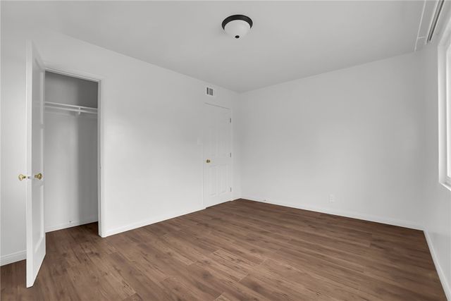 2035 W 102nd Street, Los Angeles, CA 90047