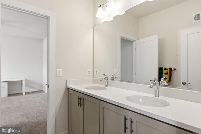 11068 EMERALD CROWN DR, Monrovia, MD 21770