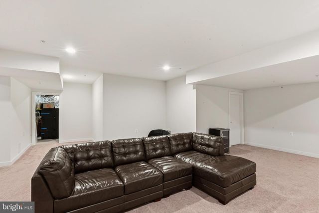 11068 EMERALD CROWN DR, Monrovia, MD 21770