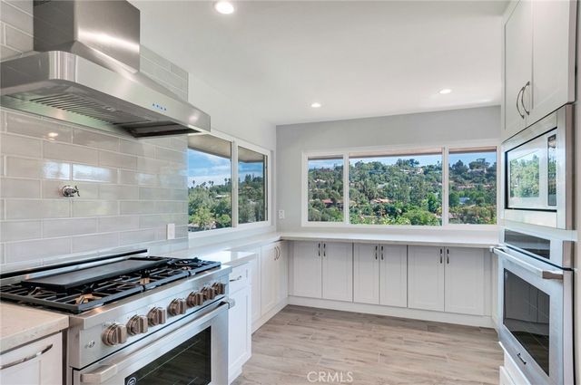 11761 Highview Drive, North Tustin, CA 92705