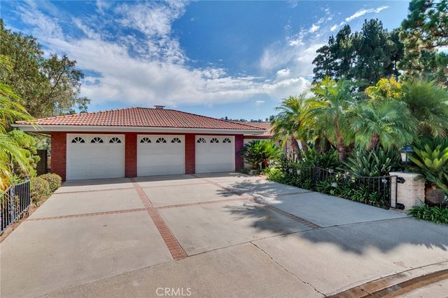 11761 Highview Drive, North Tustin, CA 92705
