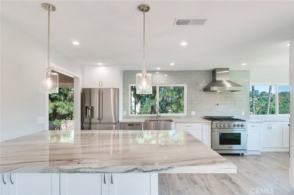 11761 Highview Drive, North Tustin, CA 92705