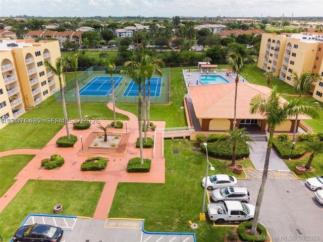 7010 NW 186th St 5-506, Hialeah, FL 33015