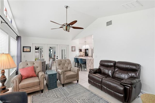 5311 Del Monte CT, Cape Coral, FL 33904