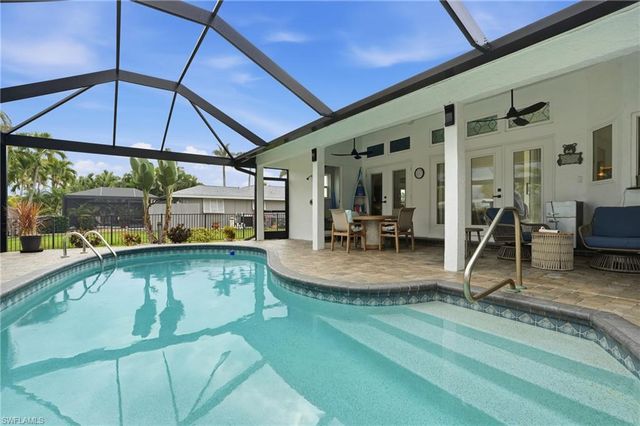5311 Del Monte CT, Cape Coral, FL 33904