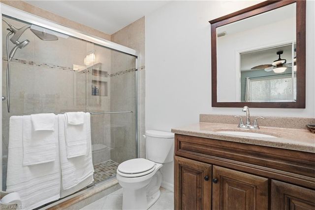 5311 Del Monte CT, Cape Coral, FL 33904