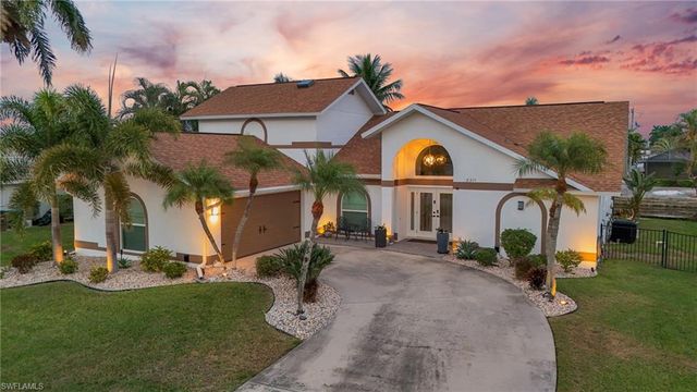 5311 Del Monte CT, Cape Coral, FL 33904