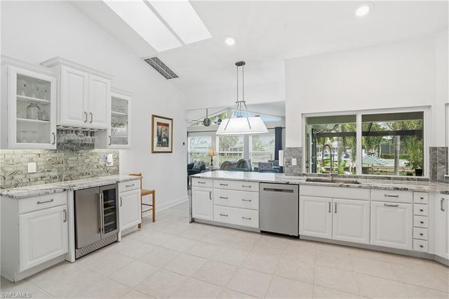 5311 Del Monte CT, Cape Coral, FL 33904