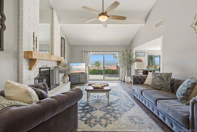 1217 Pfeifer Ln, El Cajon, CA 92020