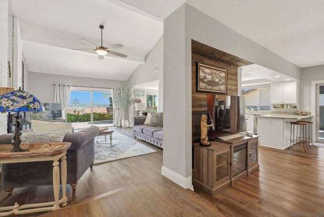 1217 Pfeifer Ln, El Cajon, CA 92020