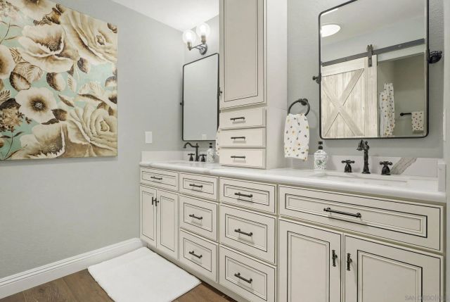 1217 Pfeifer Ln, El Cajon, CA 92020