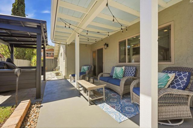 1217 Pfeifer Ln, El Cajon, CA 92020