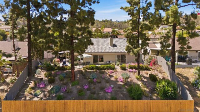 1217 Pfeifer Ln, El Cajon, CA 92020