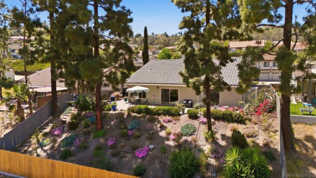 1217 Pfeifer Ln, El Cajon, CA 92020