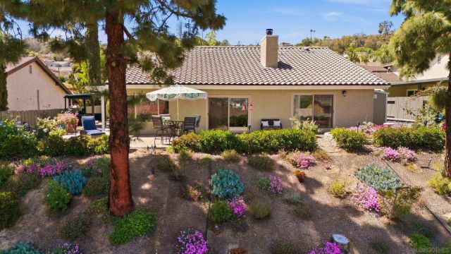 1217 Pfeifer Ln, El Cajon, CA 92020