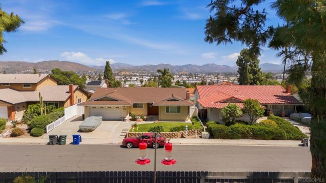 1217 Pfeifer Ln, El Cajon, CA 92020