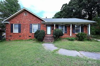 2209 Laura Drive, Charlotte, NC 28212