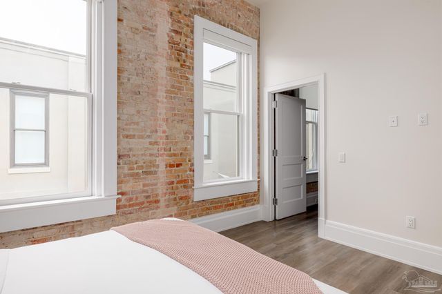 17 Palafox Pl 307, Pensacola, FL 32502