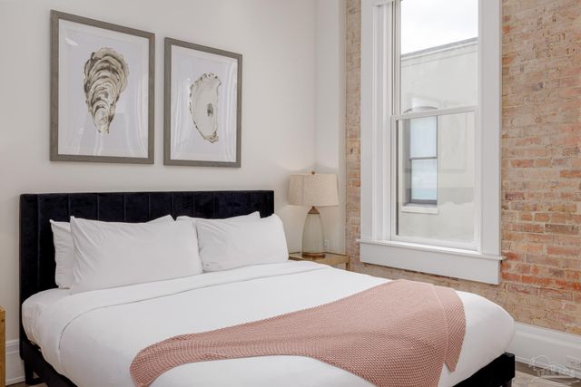 17 Palafox Pl 307, Pensacola, FL 32502