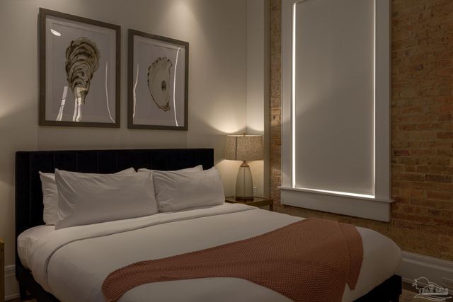 17 Palafox Pl 307, Pensacola, FL 32502