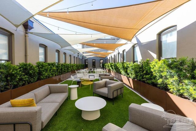 17 Palafox Pl 307, Pensacola, FL 32502