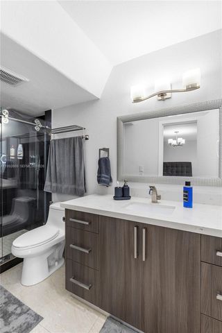 8920 Palm Tree Ln 8920, Pembroke Pines, FL 33024