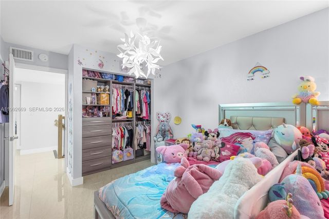 8920 Palm Tree Ln 8920, Pembroke Pines, FL 33024