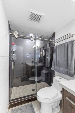 8920 Palm Tree Ln 8920, Pembroke Pines, FL 33024