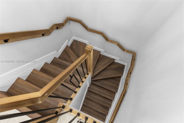 8920 Palm Tree Ln 8920, Pembroke Pines, FL 33024