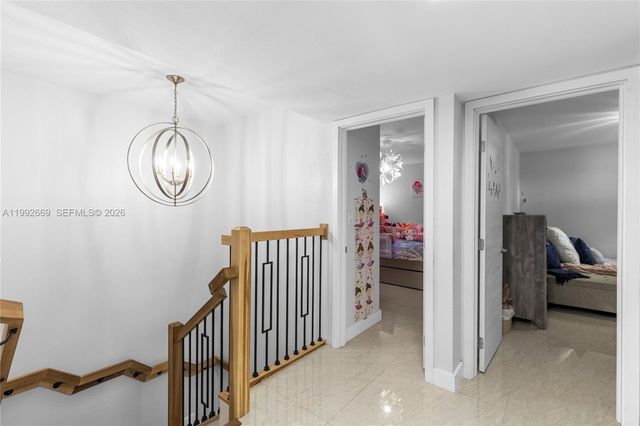 8920 Palm Tree Ln 8920, Pembroke Pines, FL 33024