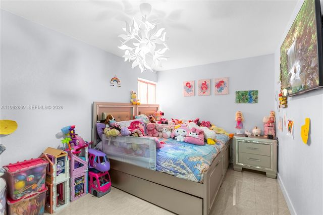 8920 Palm Tree Ln 8920, Pembroke Pines, FL 33024