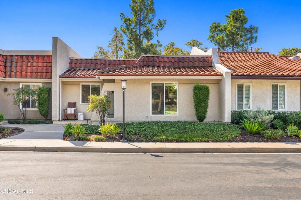 2555 Northlake Circle, Westlake Village, CA 91361 — exterior