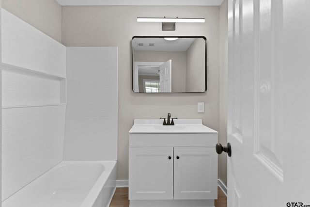 22254 County Road 4142, Lindale, TX 75771